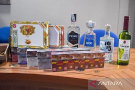 Kanwil Bea Cukai Jakarta memusnahkan barang kena cukai ilegal Rp20,18 miliar