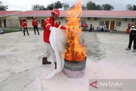 PT MPG tingkatkan kesiapsiagaan melalui firefighter training class D