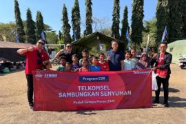 Telkomsel pulihkan jaringan komunikasi dan salurkan bantuan kemanusiaan di NTT