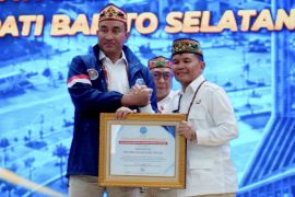 Dukung P4GN, Gubernur Kalteng terima penghargaan Kepala BNN RI