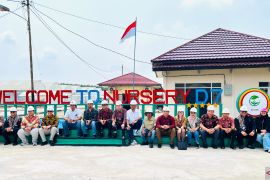 OJK Kunjungi Nursery PT WKS bahas potensi ekonomi kelapa di Tanjabtim