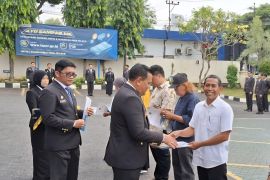 Menyelami denyut kota lewat simbol kubisme