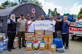 Pupuk Kaltim salurkan logistik dan kebutuhan mendesak korban gempa NTT