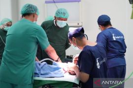 Pasien bibir sumbing di Jaktim jalani kontrol dan terapi pascaoperasi