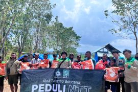Tim Sigap Bangsa PKB salurkan bantuan untuk warga terdampak gempa NTT