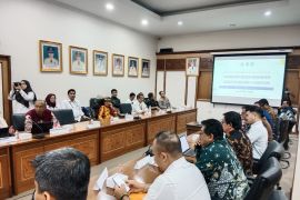 KemenHAM kawal kesepakatan sengketa warga Lelayang dan PT Mayawana