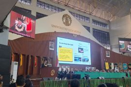 Rektor UI ingatkan wisudawan hasilkan solusi dan berikan manfaat bagi masyarakat