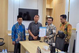 Wawako Pekanbaru temui Hendry Munief di DPR RI, dorong perjuangan hibah aset Pemerintah Pusat