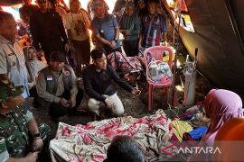 Wapres Gibran instruksikan bantuan terus diberikan, sasar pengungsi mandiri