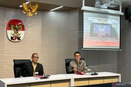 KPK menetapkan Rektor Unsoed dan lima orang sebagai tersangka