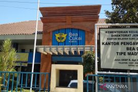 Bea Cukai Kudus catat penerimaan negara mencapai 55,36 persen