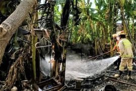 Damkar Madiun ajak warga tingkatkan kewaspadaan demi cegah risiko kebakaran