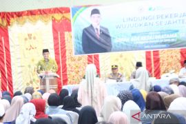 Legislator RI Ade Rezki dorong perlindungan pekerja di Agam melalui kepesertaan BPJS Ketenagakerjaan