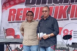 Tarif retribusi turun, pedagang Pasar Ajibarang tasyakuran