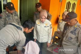 Satpol PP Cirebon sisir 4 kecamatan untuk sita ratusan miras