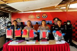 Polres Dompu mengamankan dua TO narkotika dalam Operasi Antik Rinjani