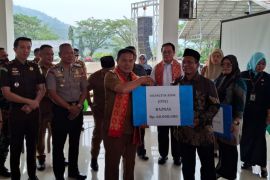 Baznas Lebong salurkan bantuan penanganan stunting Rp60 juta
