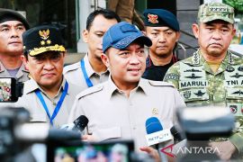 Pemerintah siapkan alat berat bantu warga buka lahan tanpa bakar