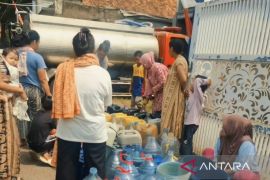 BPBD Cianjur menambah jadwal pendistribusian air setiap hari