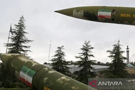 Iran ubah doktrin militer dari bertahan menjadi menyerang