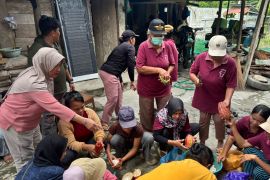 Universitas Tadulako dampingi petani Parigi Moutong olah cokelat fermentasi