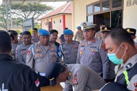 Polda Maluku periksa personel Polres Buru terkait dugaan judi online dan narkoba