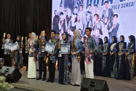 Ihsanul Amin dan Putri Amalia raih Juara I Duta Genre HSU 2026
