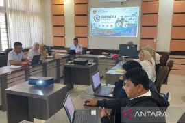 Pemkot Bukittinggi sosialisasikan inovasi Aplikasi SIPADU