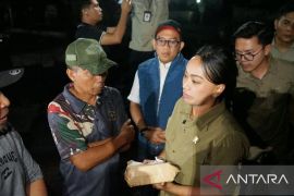 UKP Pariwisata dan Kemendes  mendorong restorasi Desa Adat Sade