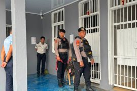 Lapas Bandarlampung gandeng K9 Polda Lampung razia narkoba di blok hunian
