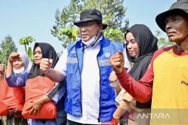 Menteri LH minta masyarakat patuhi imbauan kepala daerah selama penanganan karhutla