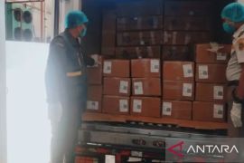 BKHIT Maluku awasi ekspor 26 ton  frozen yellowfin tuna loin tujuan Vietnam