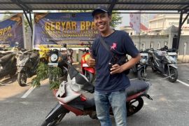 Kejari Batam setor Rp134 juta hasil lelang ke kas negara