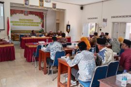 Kejari Sleman edukasi warga soal bahaya pinjol ilegal