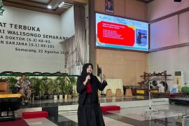 UIN Walisongo bekali calon wisudawan hadapi dunia kerja