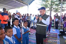 Kemendikdasmen salurkan Rp860 juta untuk sekolah terdampak gempa NTT