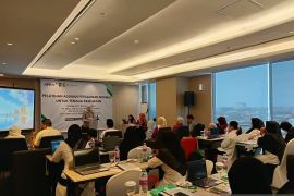 Perkuat Kompetensi Nakes, Pelatihan APN Digelar bagi Tenaga Kesehatan Pelalawan
