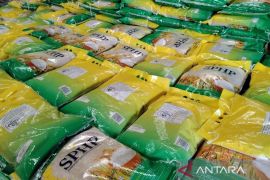 Bulog Medan tingkatkan penyaluran beras SPHP jaga stabilitas harga