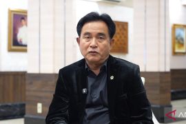 Yusril minta warga tak terprovokasi terkait kericuhan usai demo