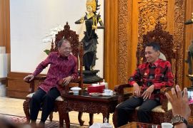 Gubernur Koster contohkan arak Bali jadi rujukan bagi Wakatobi kembangkan pariwisata