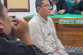 Mantan Kabid Koperasi UKM Medan Anwar Syarif divonis bebas di kasus korupsi MFF