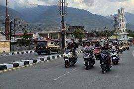 Honda beri tips jaga jarak aman, kunci berkendara nyaman