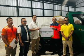 Bank NTB Syariah bantu warga terdampak kebakaran Desa Adat Sade