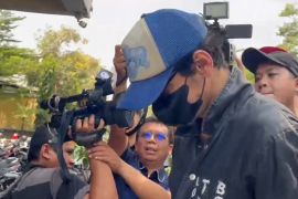 Indonesian actor Revaldo undergoes medical exam in latest drug case