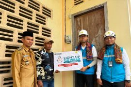 PLN UIW MMU hadirkan layanan kelistrikan di Kilmury jadi 24 jam penuh