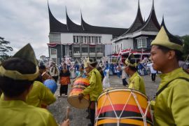 Tradisi Bungo Lado di Padang Pariaman