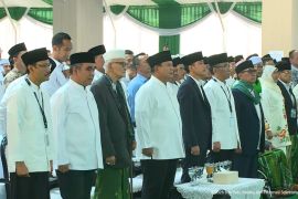Prabowo dan Gibran tiba di Ponpes Bahrul Ulum hadiri Muktamar ke-35 NU