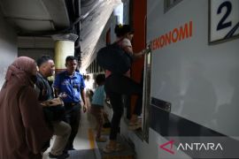 KAI Sumut beri reduksi 21.493 tiket untuk lansia demi layanan inklusif