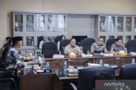 Penerimaan pendapatan diharapkan tidak bebankan masyarakat