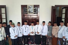 Presiden Prabowo singgah ke "Ndalem Tambakberas"